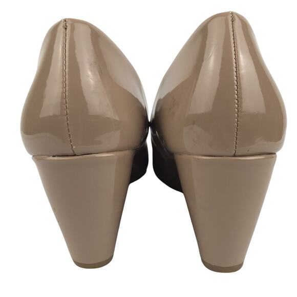 CL By Laundry Nima Wedge Pump Cream Nude Patent Faux Leather US 7W EU 37.5W Wide - Picture 11 of 15
